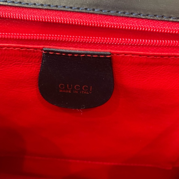 Vintage Gucci Large Lady Lock Handbag (80s) - Picture 6 of 7